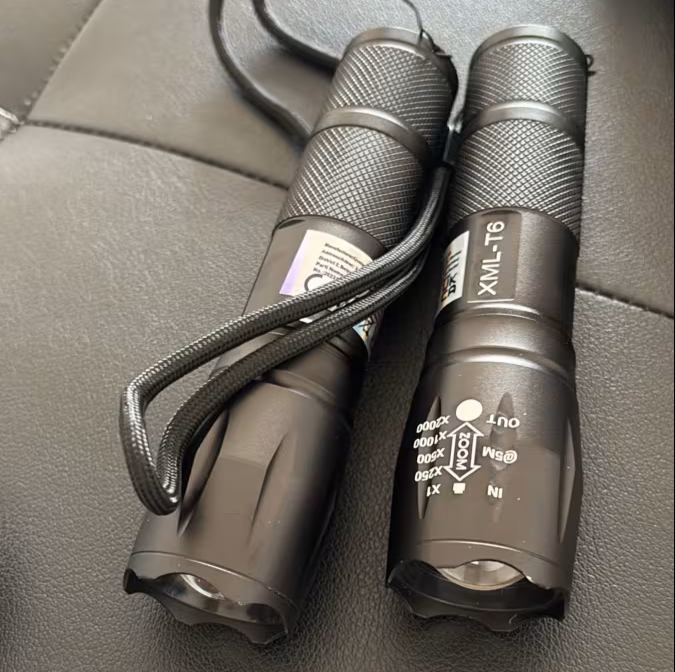 Vayro™ NightRay XML-T6 Tactical Flashlight